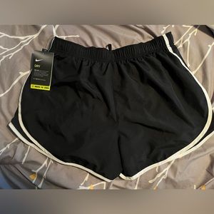 Nike dry  running shorts with tags